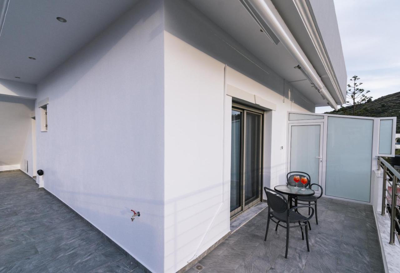 Lychnos Apartments 卡米拉日 外观 照片
